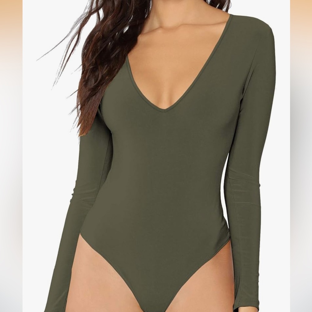MANGOPOP | GREEN V NECK LONG SLEEVE BODYSUIT | SIZE SMALL